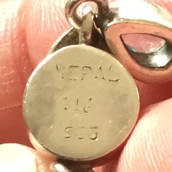 Nepal Pendant with Italian Silver Chain - Picture 5 of 5